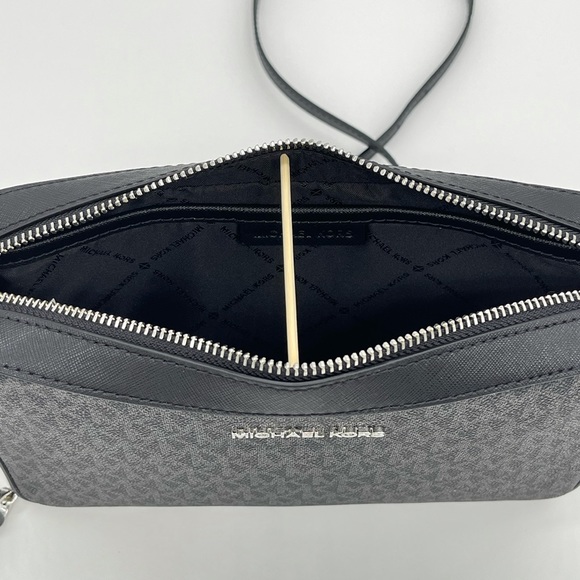 Michael Kors EW Crossbody & Flap Trifold Wallet - Picture 9 of 16